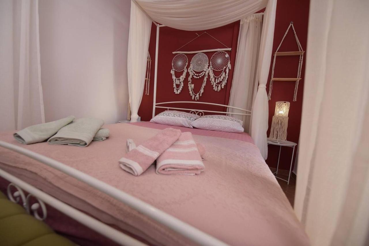 Amalfi Luxury Apartment Komotiní Eksteriør bilde
