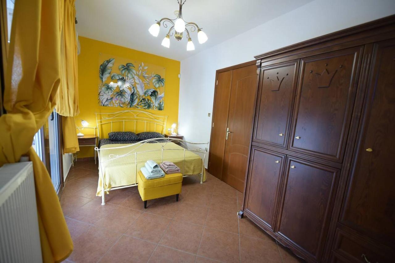 Amalfi Luxury Apartment Komotiní Eksteriør bilde