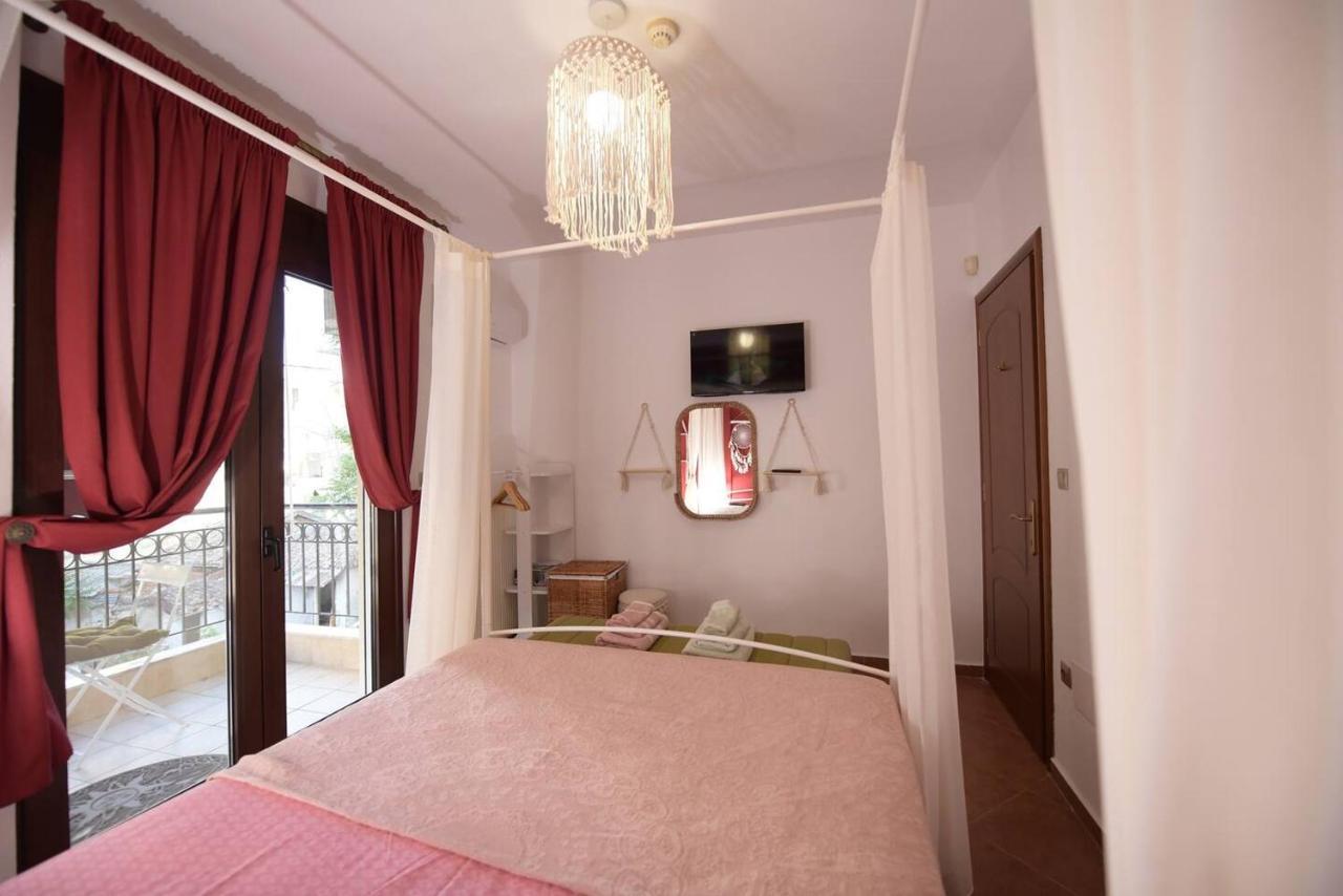 Amalfi Luxury Apartment Komotiní Eksteriør bilde
